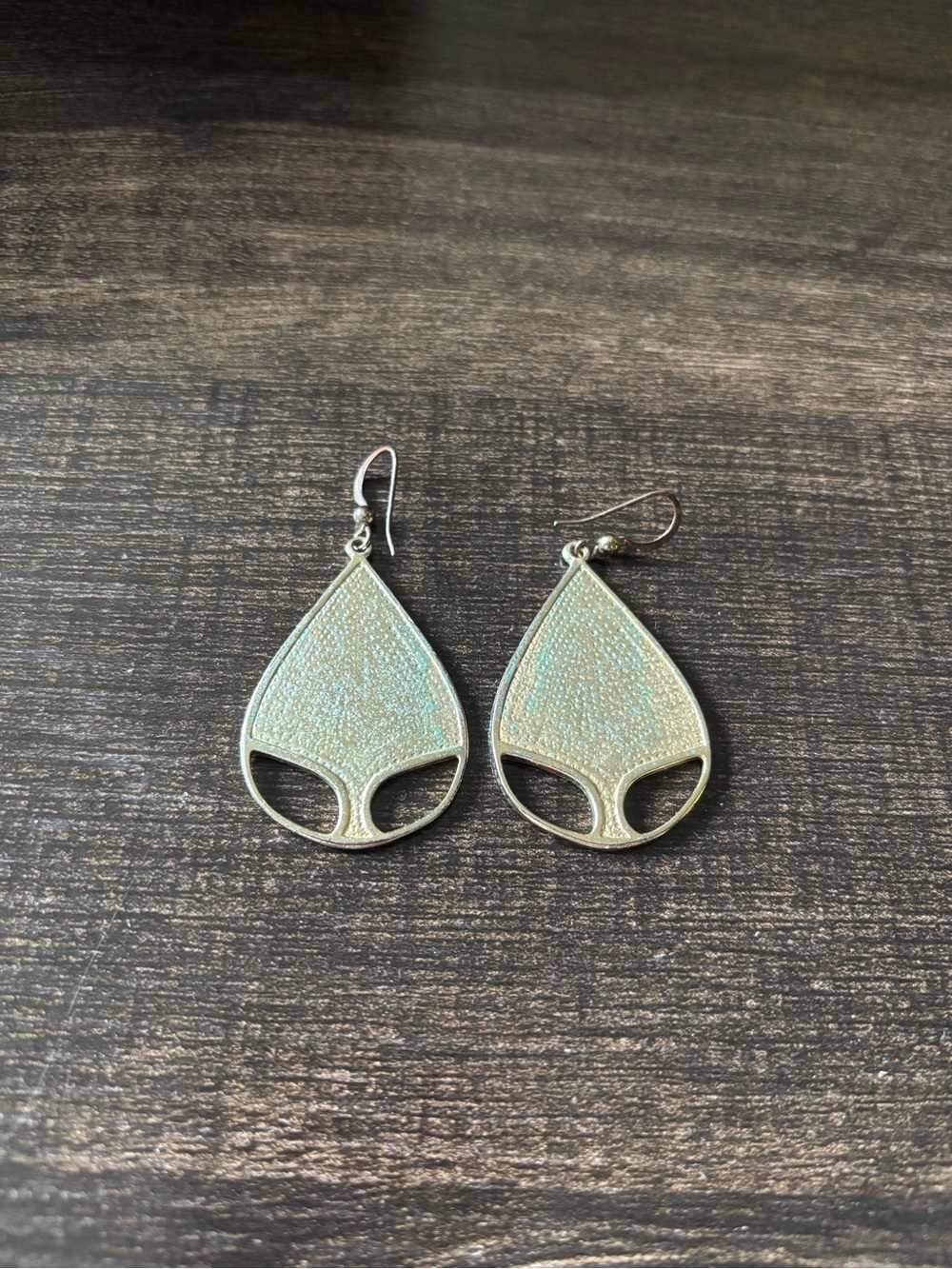 Vintage Style Enamel Tree of Life Teardrop Dangle Earrings Crimson & Gold - Picture 3 of 6